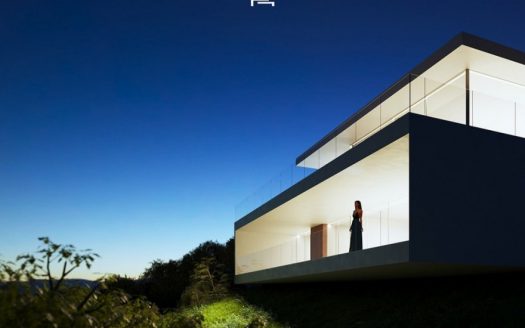 Villa de Lujo de Obra Nueva en Moraira – Vistas Panorámicas al Mar y Diseño Vanguardista